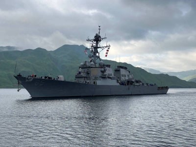 USS Benfold, a guided-missile destroyer, lost all power for four days in the South China Sea after a generator failure on July 24. (Photo taken from Facebook