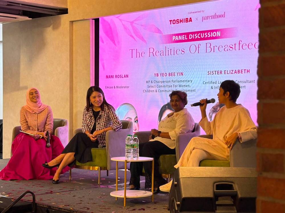 Parliamentary Special Select Committee on Women, Children and Community Development chairman Yeo Bee Yin said such a move is necessary as many mothers find it challenging to continue breastfeeding after returning to work. (Photo taken from Facebook)