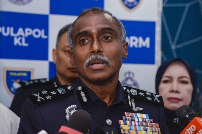 Bukit Aman Criminal Investigation Department (CID) director Datuk M. Kumar - Photo by Bernama