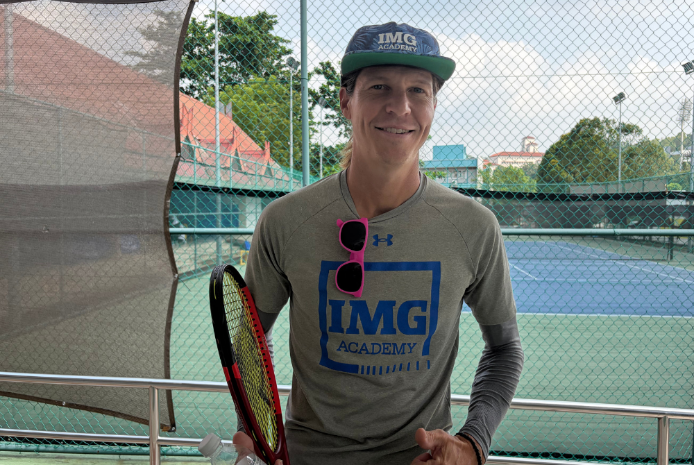 IMG Academy World Tour Tennis Clinician Peter Van Lieshout