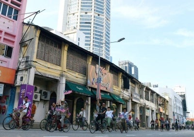 Penang continues to be a popular tourist destination during the long weekend including the National Day which ended on Monday and the school holidays the next Sunday, with the state's tourist hotspots and famous food locations crowded with visitors. Photo for illustrative purposes only - Bernama FILE PIX
