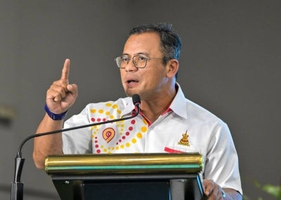  Selangor Menteri Besar Datuk Seri Amirudin Shari - Photo by Bernama