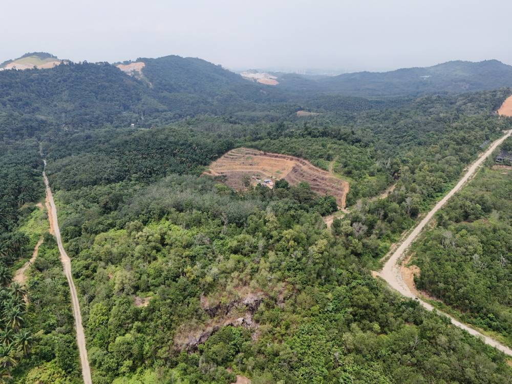 Drone shot of the abandoned development project in Bandar Puncak Damai, Semenyih. (Photo by Syahrin Khairi)