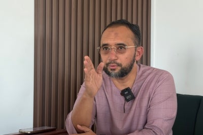 Semenyih assemblyman Nushi Mahfodz talking to Sinar Daily on the Kampung Sungai Pening land acquisition battle. (SINAR DAILY PHOTO)
