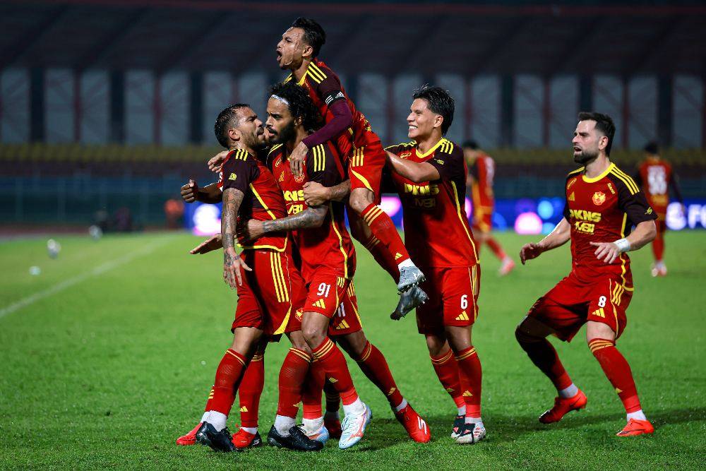 Selangor FC player Eduardo Jose Sosa Vegas celebrates with teammates after scoring in the round of 16 match of the 2026/2027 FA Cup at the Petaling Jaya City Council Stadium. Photo by Bernama
