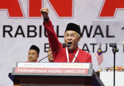 Datuk Seri Ahmad Zahid Hamidi spoke as one who is “Prime Minister in waiting”, says former Umno Youth chief Khairy Jamaluddin on the sidelines of the party’s general assembly on Friday. Photo by Bernama
