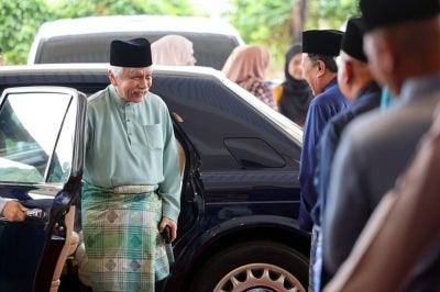Lawyers representing the DKU and its secretary said their clients were shocked by the statement, which declared that the earlier proclamation removing Tuanku Muhriz Tuanku Munawir as Yang di-Pertuan Besar was valid. - Photo by Bernama