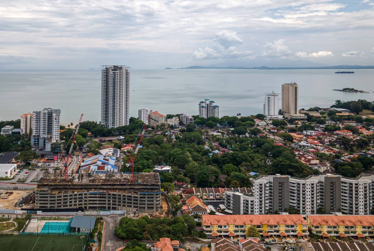 Average monthly salary, wage of Malaysians up 4.1 pct to RM3,803 in 2025
