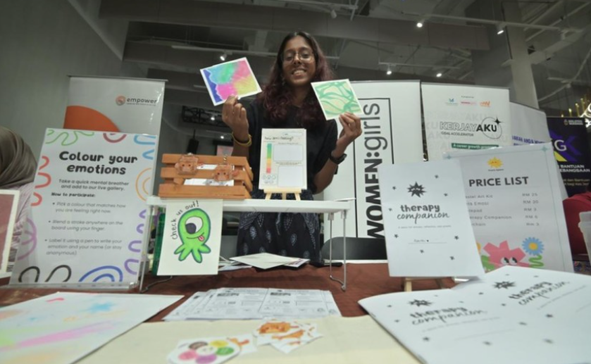Not all emotions are easy to put into words, but for registered counsellor K. Aahrthi, the gentle touch of the fingers and interplay of colours on paper can serve as a medium for expressing pent-up emotions.