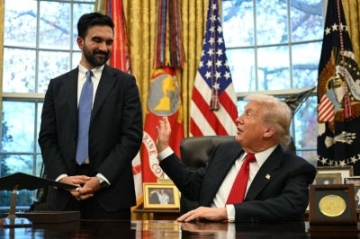 US President Donald Trump (R) meets with New York Mayor-elect Zohran Mamdani. (Photo by Jim WATSON / AFP)