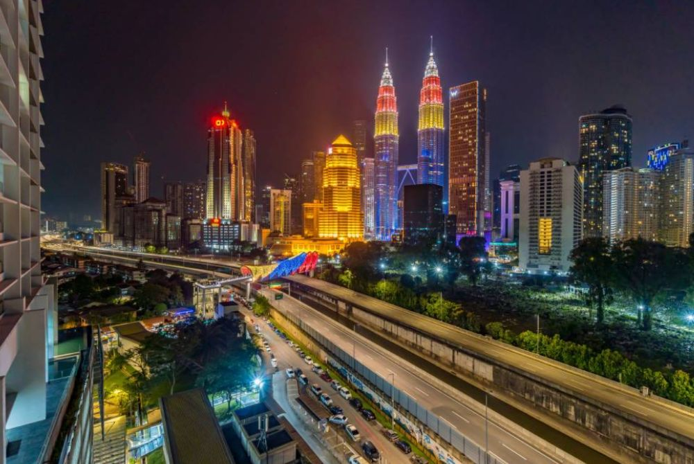 Malaysia must prioritise establishing income security in later life to safeguard its citizens against old age poverty as the country grapples with an ageing population, according to an expert. Photo for illustrative purposes only - 123RF photo