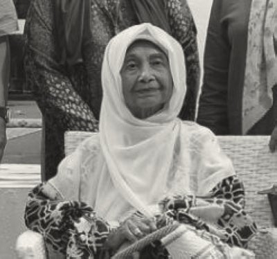 The remains of the late Tun Dr Hasmah Mohd Ali were transported from the National Heart Institute (IJN) at 10:48 am today to her residence in The Mines, Seri Kembangan, Selangor.