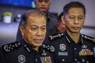 Inspector-General of Police Tan Sri Mohd Khalid Ismail said the entire PDRM fraternity prayed for Tun Dr Siti Hasmah to be placed among the faithful and devout. - Photo by Bernama