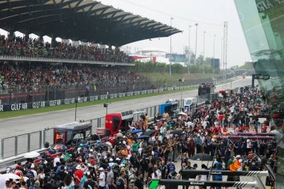 Thousands of spectators attend the Formula 1 (F1) Gulf Air Bahrain Grand Prix Malaysia 2026 at the Sepang International Circuit today. - Photo by Bernama 