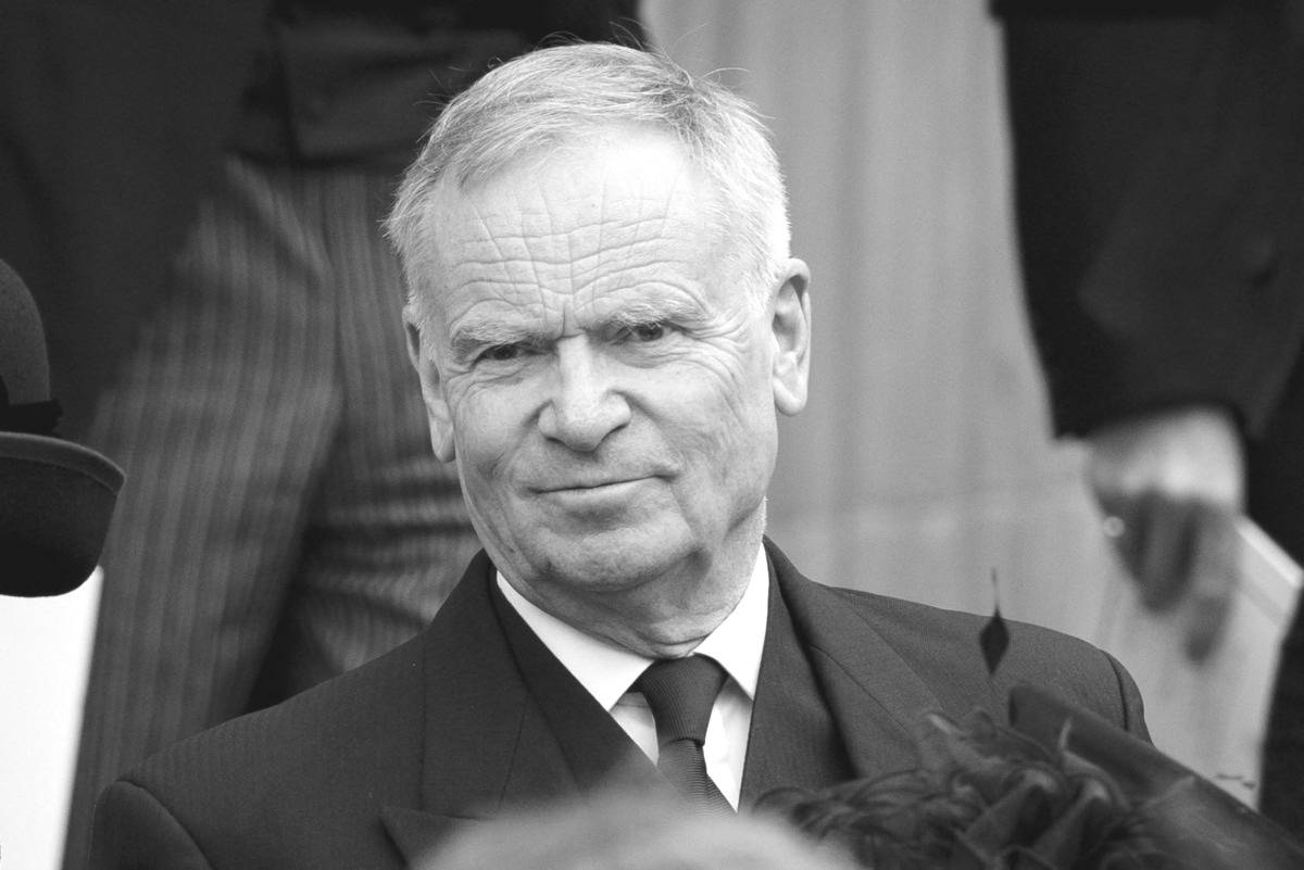 British author and former MP Jeffrey Archer. (Photo by LEON NEAL / AFP)