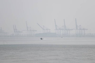 Haze conditions worsened with 21 areas recording unhealthy Air Pollutant Index (API) readings as of 8am on Tuesday (Oct 6), up from 11 areas as of 4pm on Monday, according to the Air Pollutant Index Management System (APIMS). - Photo by Bernama