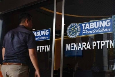 The outstanding arrears in repayments of loans from the National Higher Education Fund Corporation (PTPTN) amounted to RM10.7 billion involving 1.16 million borrowers as at Aug 31, according to the Ministry of Higher Education (MOHE). Photo for illustrative purposes only.