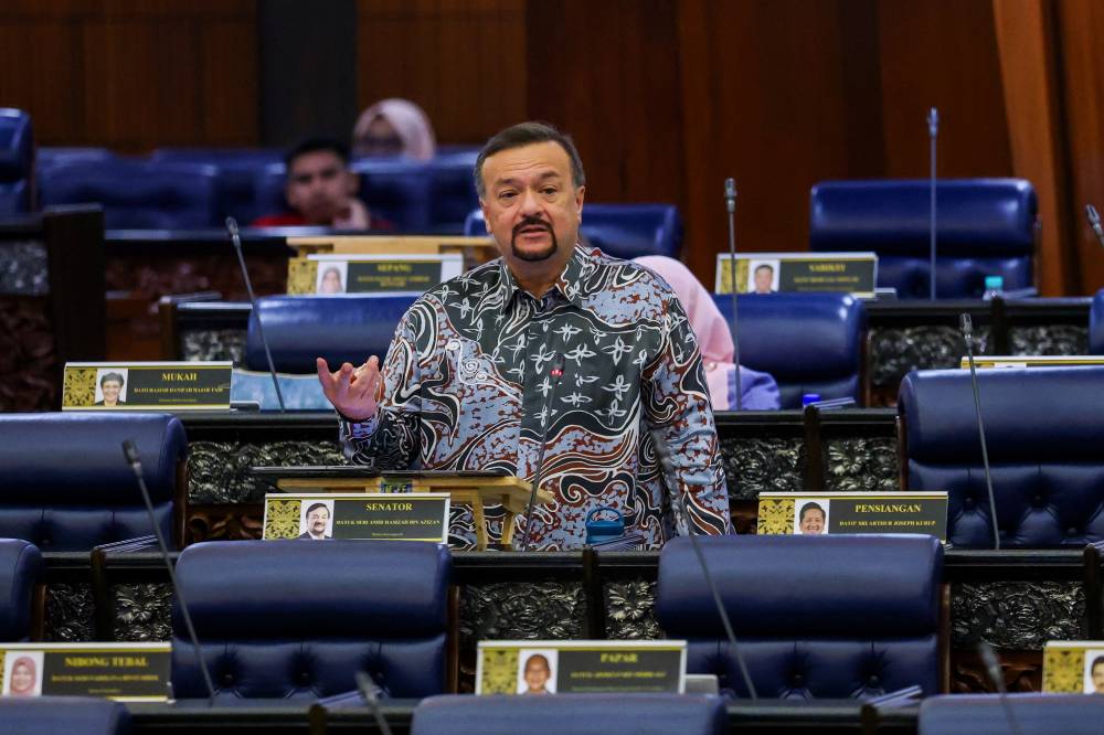 KUALA LUMPUR, Oct 8 -- Second Finance Minister Datuk Seri Amir Hamzah Azizan during the Oral Question-and-Answer session at the Third Meeting of the Fifth Session of the 15th Parliament at the Parliament Building today.
-- fotoBERNAMA (2026) ALL RIGHTS RESERVED
