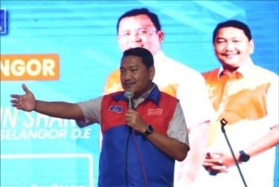 Sepang Umno division chief Datuk Noorazli Said was charged in the Magistrate's Court here today with uttering words that hurt the feelings of Christians during a speech at the 2026 Umno General Assembly last month.