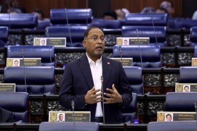 All disciplinary action previously taken against students for speaking out or expressing criticism has been dropped, says Higher Education Minister Datuk Seri Dr Zambry Abd Kadir. - Photo by Bernama