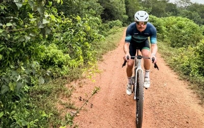 The Finnish driver arrived in Singapore on Wednesday after completing the epic 419-kilometre ride. (X pic)