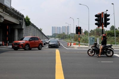 The government will amend the Road Transport (JPJ) Act to require drivers under the influence of alcohol or drugs to pay compensation to their victims. - BERNAMA FILE PIX