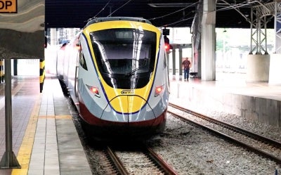 The government will procure 42 new train sets for ETS and KTM Komuter services, while Prasarana will invest more than RM3.4 billion to comprehensively restore its rail services following frequent train breakdowns and service disruptions. - BERNAMA FILE PIX