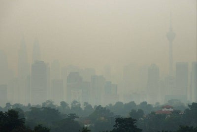NRES is ready to assist relevant agencies in tackling transboundary haze from Indonesian wildfires, pending approval. Photo: Bernama