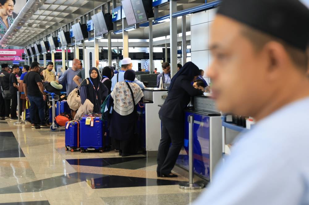Riyadh incident: Umrah operators monitor flight status, pilgrims’ safety