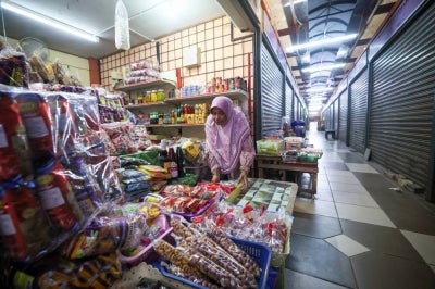 MEF has welcomed the proposed exemption of MSMEs with annual sales turnover below RM50 million from the minimum wage increase, but stressed the need for clear implementation guidelines. - BERNAMA FILE PIX
