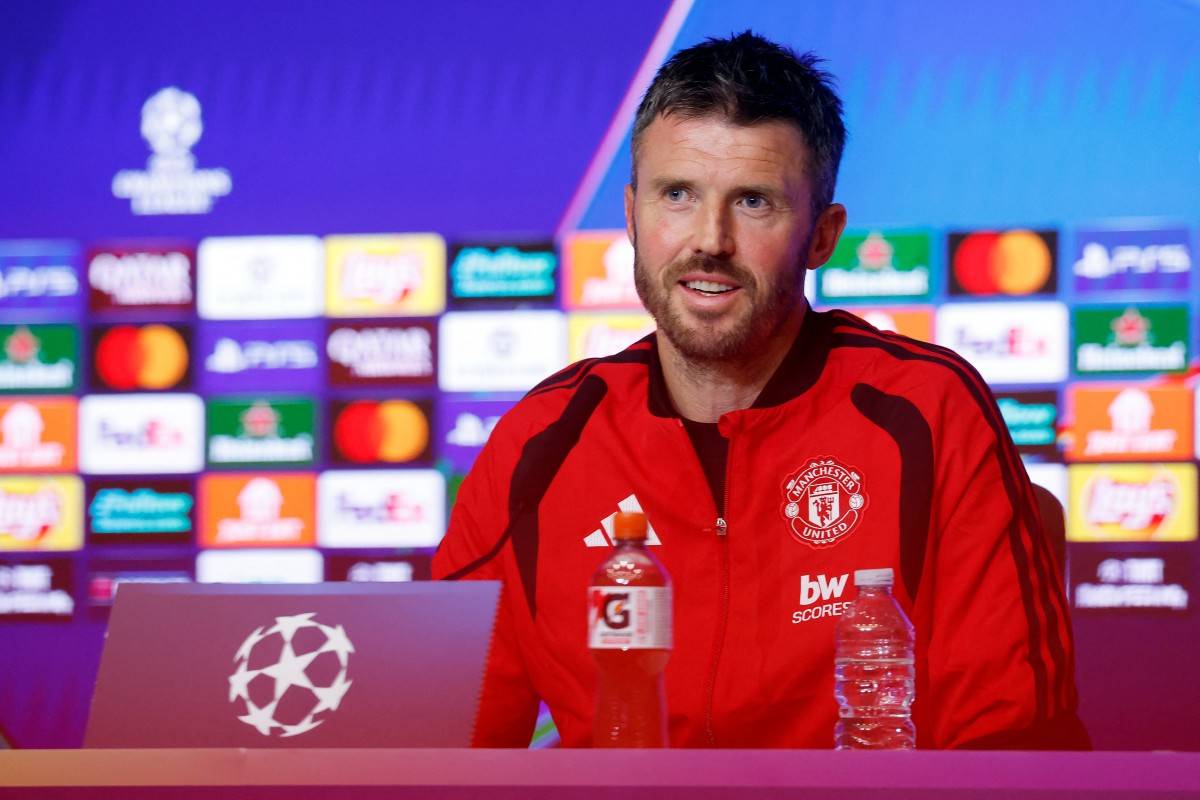 Manchester United's English head coach Michael Carrick. (Photo by Oscar DEL POZO / AFP)