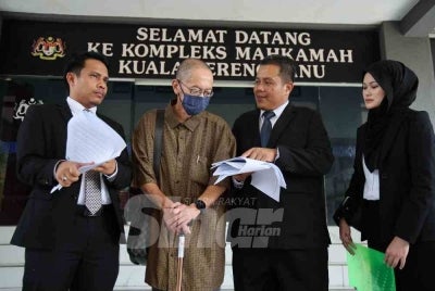 The plaintiff, Tengku Ismail Tengku Ibrahim, a businessman, filed the lawsuit at the Kuala Terengganu High Court on Tuesday through his lawyers, Alif Danial Ahmad Shahrulnizam and Mohd Hazwan Hamidun.