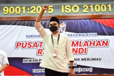 Umno Youth chief Datuk Dr Muhamad Akmal Saleh has hinted that he may contest in a different constituency in the upcoming Melaka state election instead of defending his Merlimau seat. - Photo: FACEBOOK / AKMAL SALEH