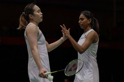 National badminton pair Pearly Tan and M. Thinaah ended the country’s 18-year wait for the women’s doubles title at Denmark Open after defeating the Japanese duo of Hinata Suzuki and Nao Yamakita today. Bernama FILE PIX