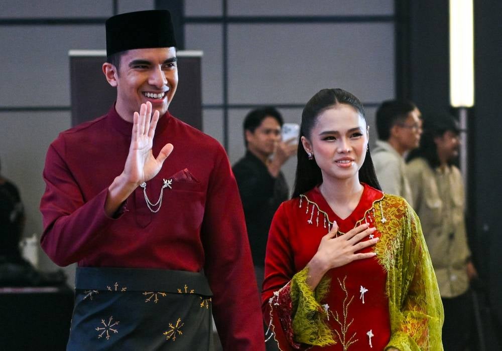 Muar Member of Parliament Syed Saddiq Syed Abdul Rahman and Bella Astillah as they appear together at a press conference on their wedding reception. Bernama FILE PIX