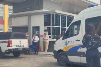 A male Form Four student was arrested after he allegedly attacked a female teacher at an international school here, injuring her this morning.