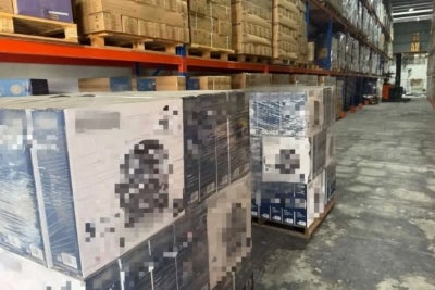 The appliances were found to lack the required Certificates of Approval (CoA) from the Energy Commission and SIRIM Berhad.