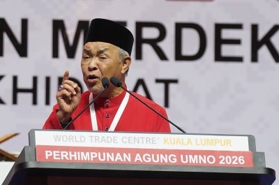Barisan Nasional (BN) will announce its candidates for the Melaka State Election, with Pas and its strategic partners, this Saturday, said its chairman, Datuk Seri Dr Ahmad Zahid Hamidi. Photo by ROSLI TALIB