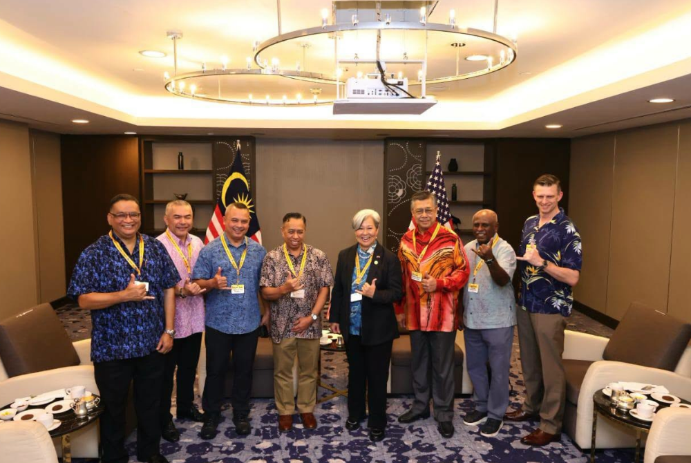 MiDAS and DKI APCSS strengthen ties among Malaysian alumni during a gathering on Thursday. -Photo Source: MiDAS Malaysia’s Facebook