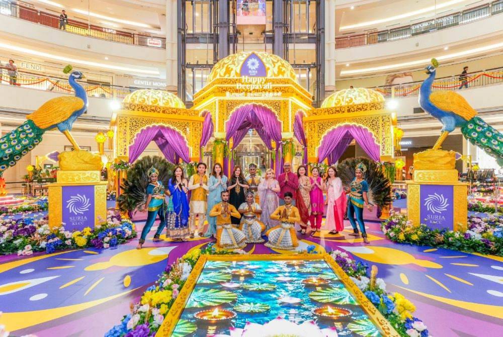 Suria KLCC Group is celebrating Deepavali from Oct 23 to Nov 11 with royal-inspired decorations, cultural performances, workshops and shopping rewards across Suria KLCC, Alamanda Shopping Centre and Mesra Mall.