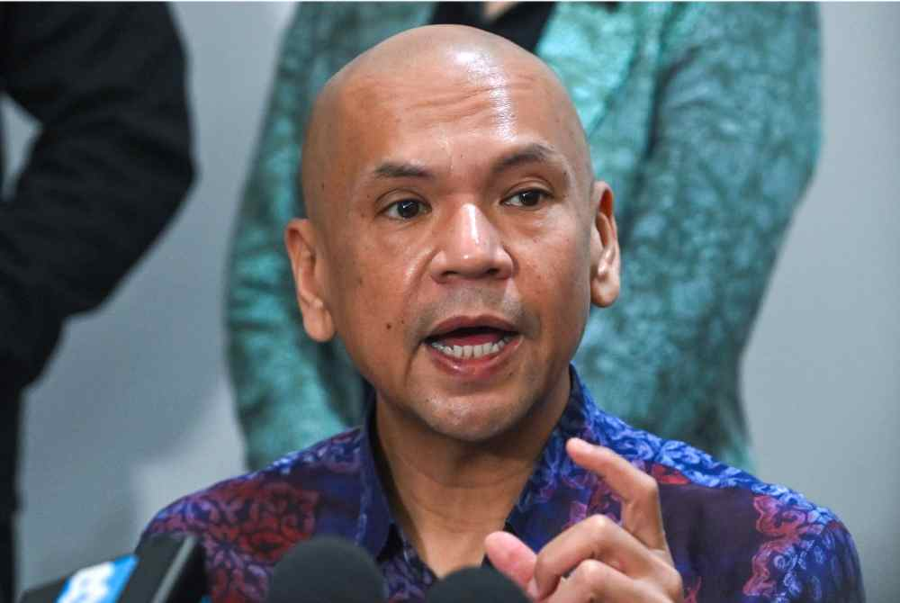Domestic Trade and Cost of Living Minister Datuk Armizan Mohd Ali says MyCC is investigating 510 companies suspected of involvement in bid-rigging cartels linked to tenders worth more than RM3 billion. -Bernama FILE PIX