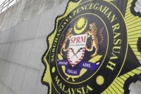 The Home Ministry says no Malaysian Anti-Corruption Commission officers have been identified in the Op Viking corporate crime investigation so far. - BERNAMA FILE PIX