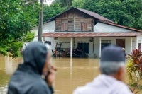 The number of flood evacuees at temporary relief centres (PPS) in Kedah rose to 192 people from 71 families as of 8am today, up from 176 people from 66 families. -Bernama FILE PIX