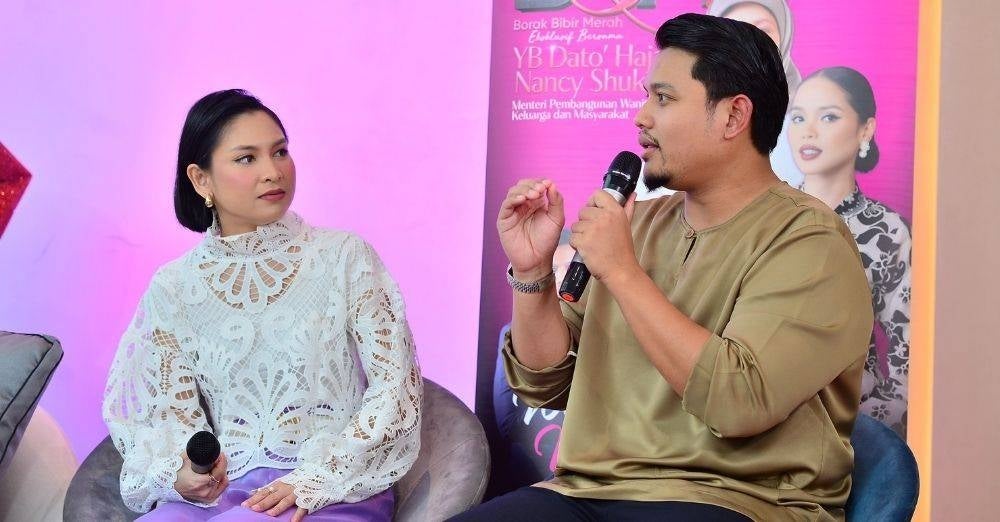 DA’I Izzhar Nazri ketika menjawab soalan yang diberikan oleh penonton.