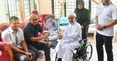 Keadaan Sheqal yang merupakan anak kelahiran Raub, Pahang pada Mac lalu. )Foto: Ihsan Facebook Fadzli Kamal)