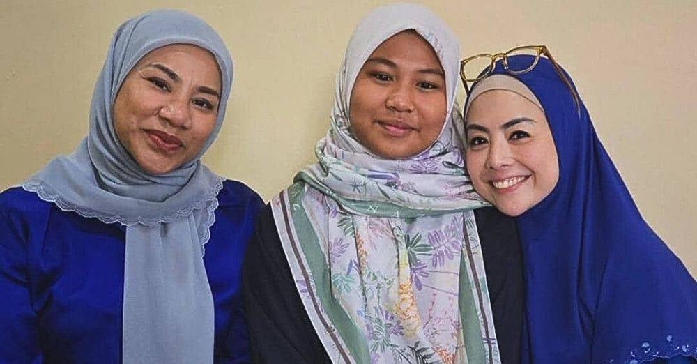 Nurulhidayah (kanan) menziarahi Putri Qisya (tengah) di Jerlun. Foto: Instagram nurul.zahid