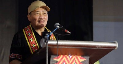 Ketua Menteri Sabah, Datuk Seri Hajiji Noor meminta orang ramai memberi ruang sepenuhnya kepada proses siasatan dan undang-undang.
