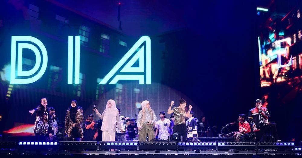 Kehadiran Elite menambah nostalgia kegemilangan KRU di era 90-an.