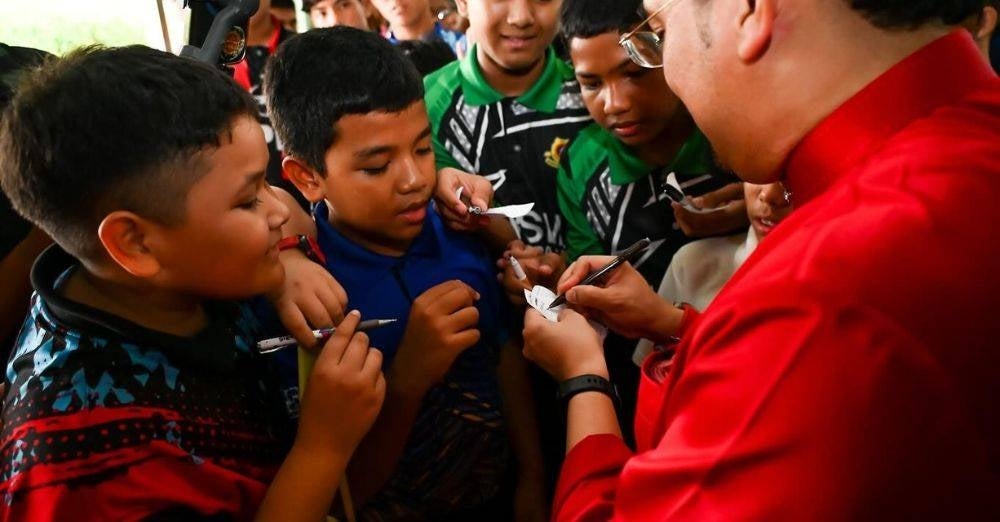 Foto; FB Datuk Dr Asyraf Wajdi Dusuki