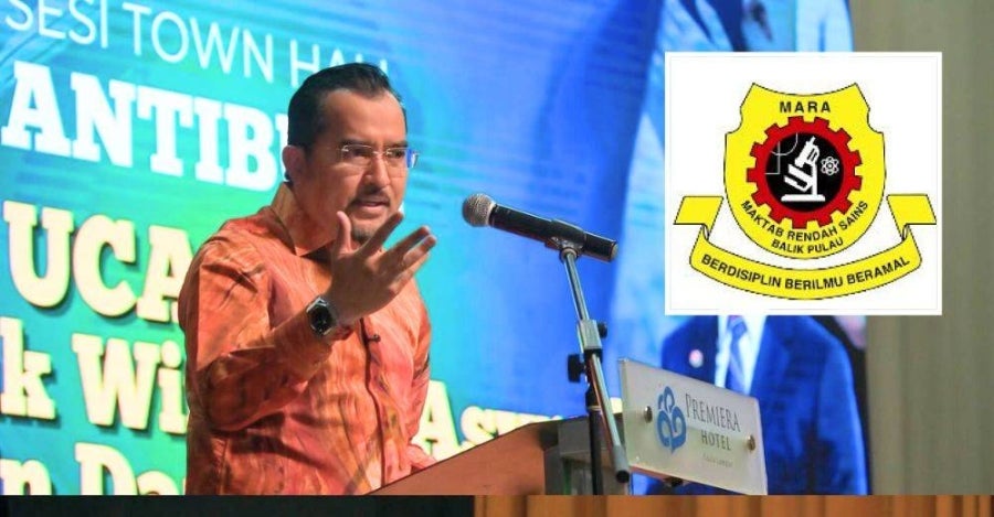 Foto; FB Datuk Dr Asyraf Wajdi Dusuki